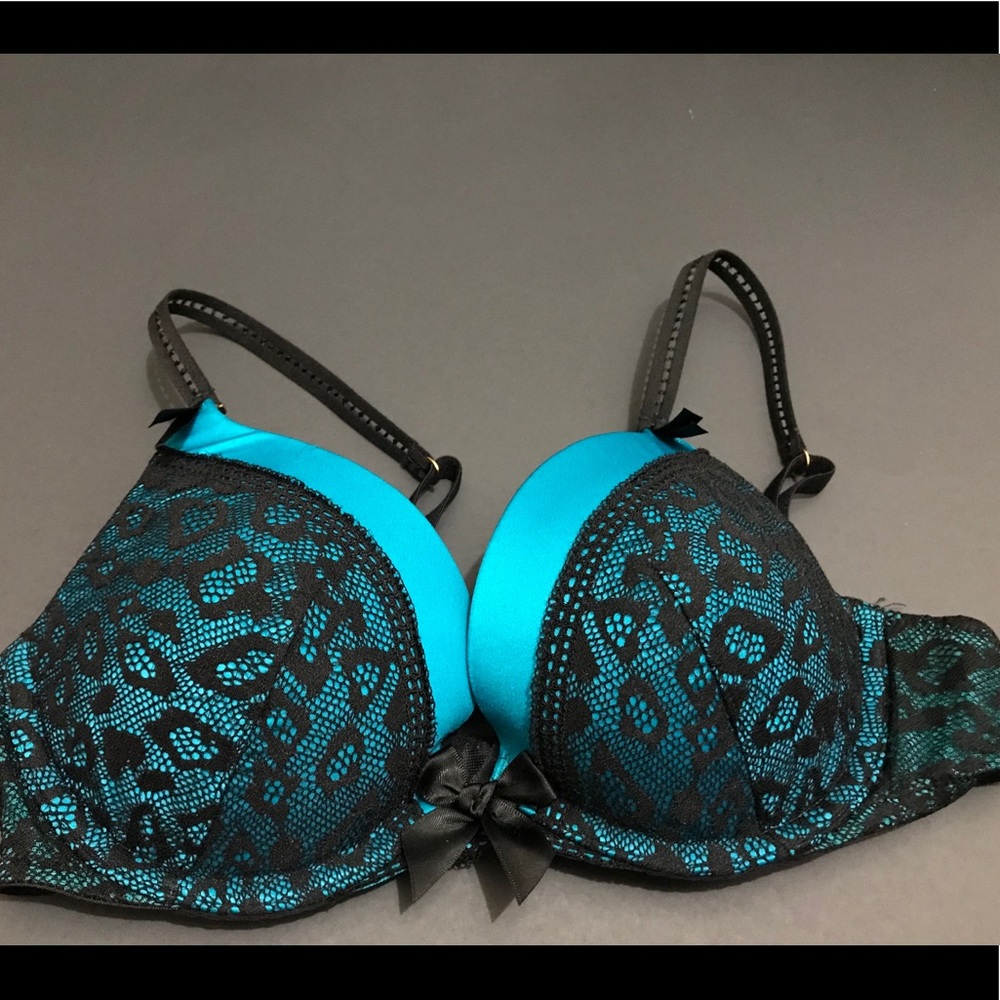 🔥SOLD!🔥Very Sexy Plunge Bra